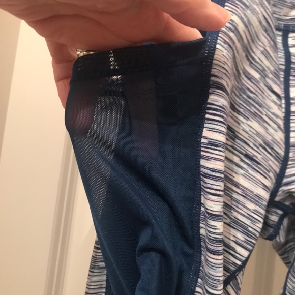 EUC Zella leggings (maybe worn twice)🙄 - Picture 3 of 6